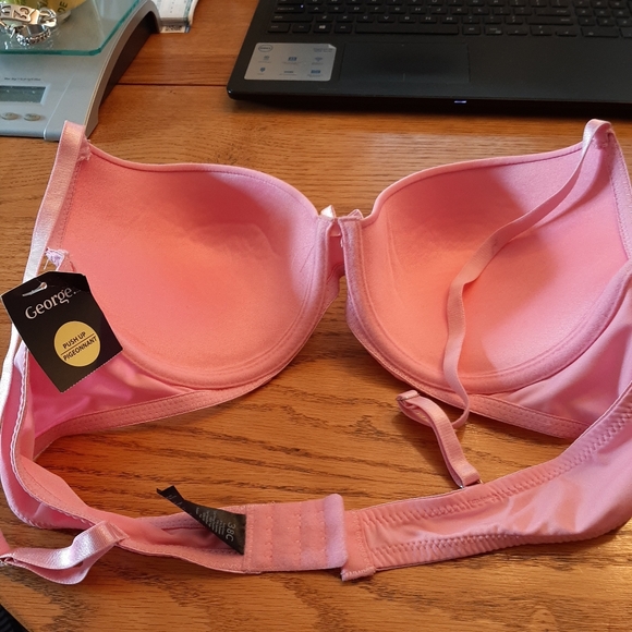 Ladies Bras plus size - Picture 3 of 6